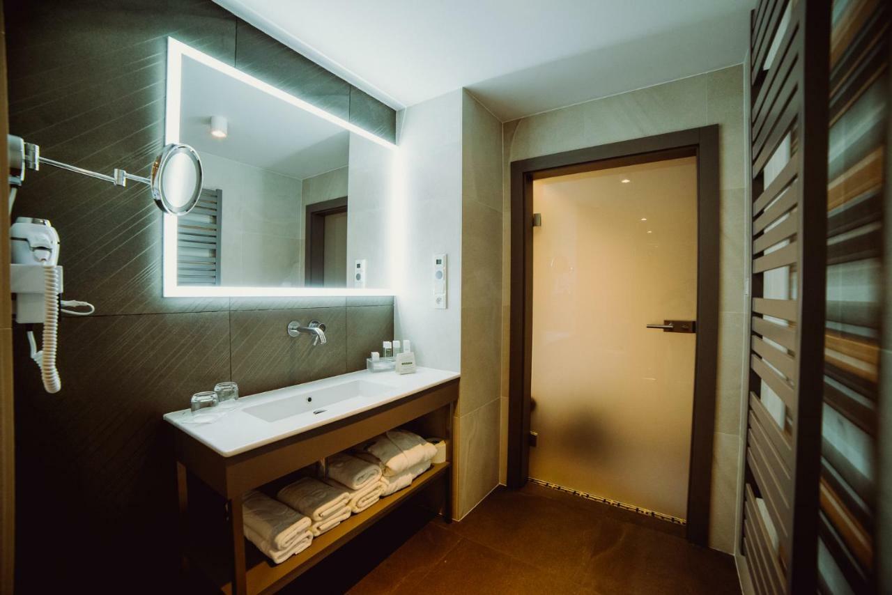 Hotel Evva 타르노브제크 외부 사진