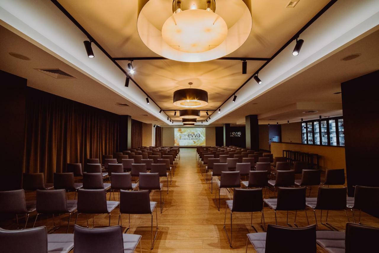 Hotel Evva 타르노브제크 외부 사진
