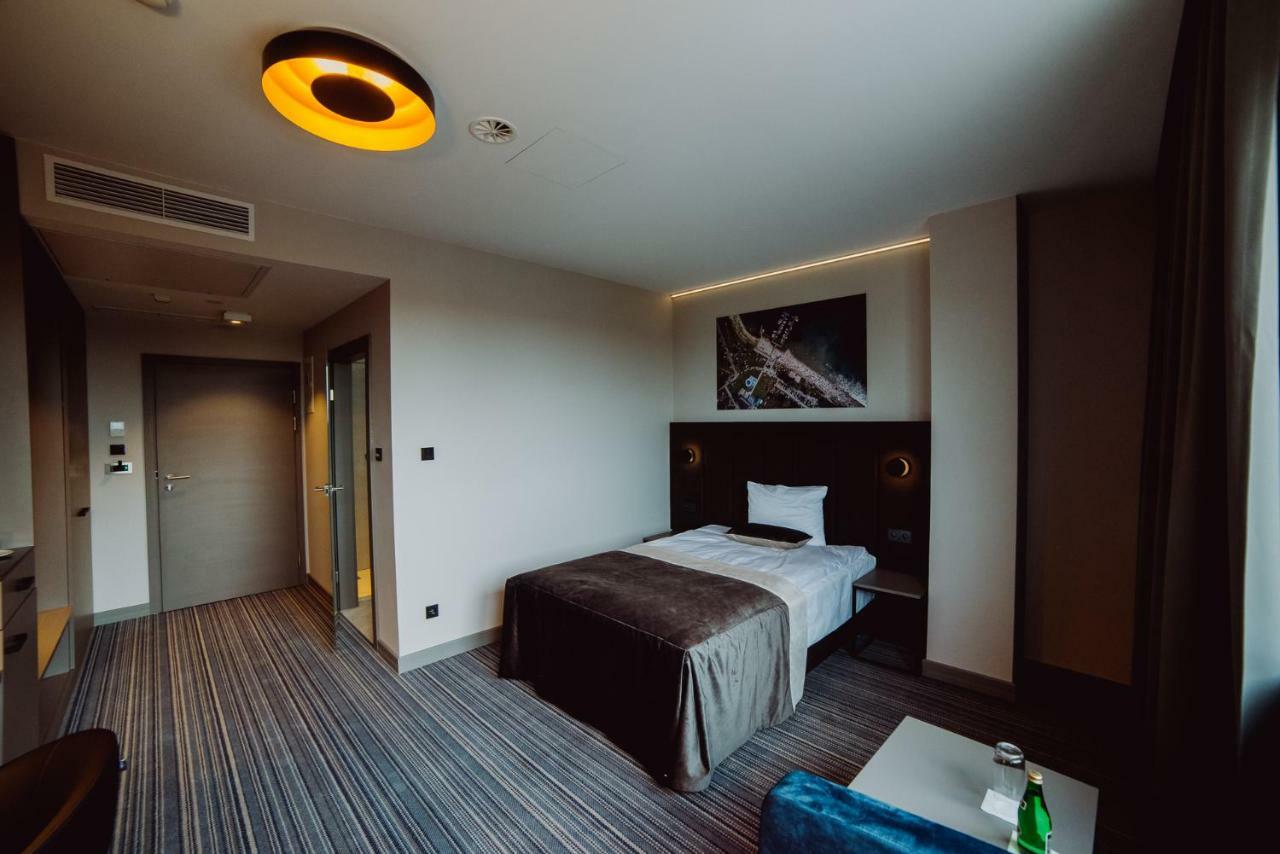 Hotel Evva 타르노브제크 외부 사진
